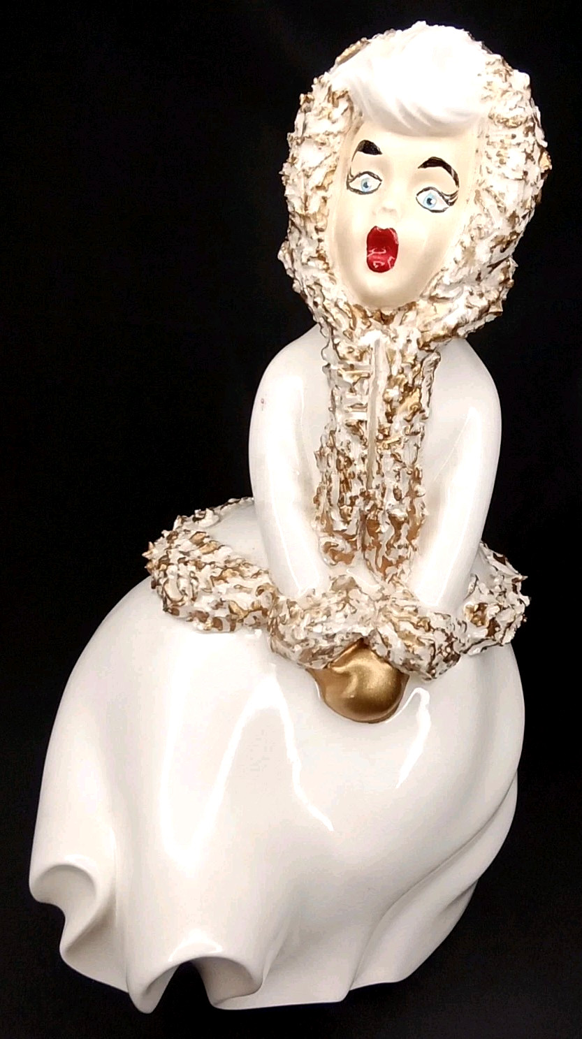 Atlantic Mold Christmas Caroler White With Gold Trim Made In USA Vintage 1970s