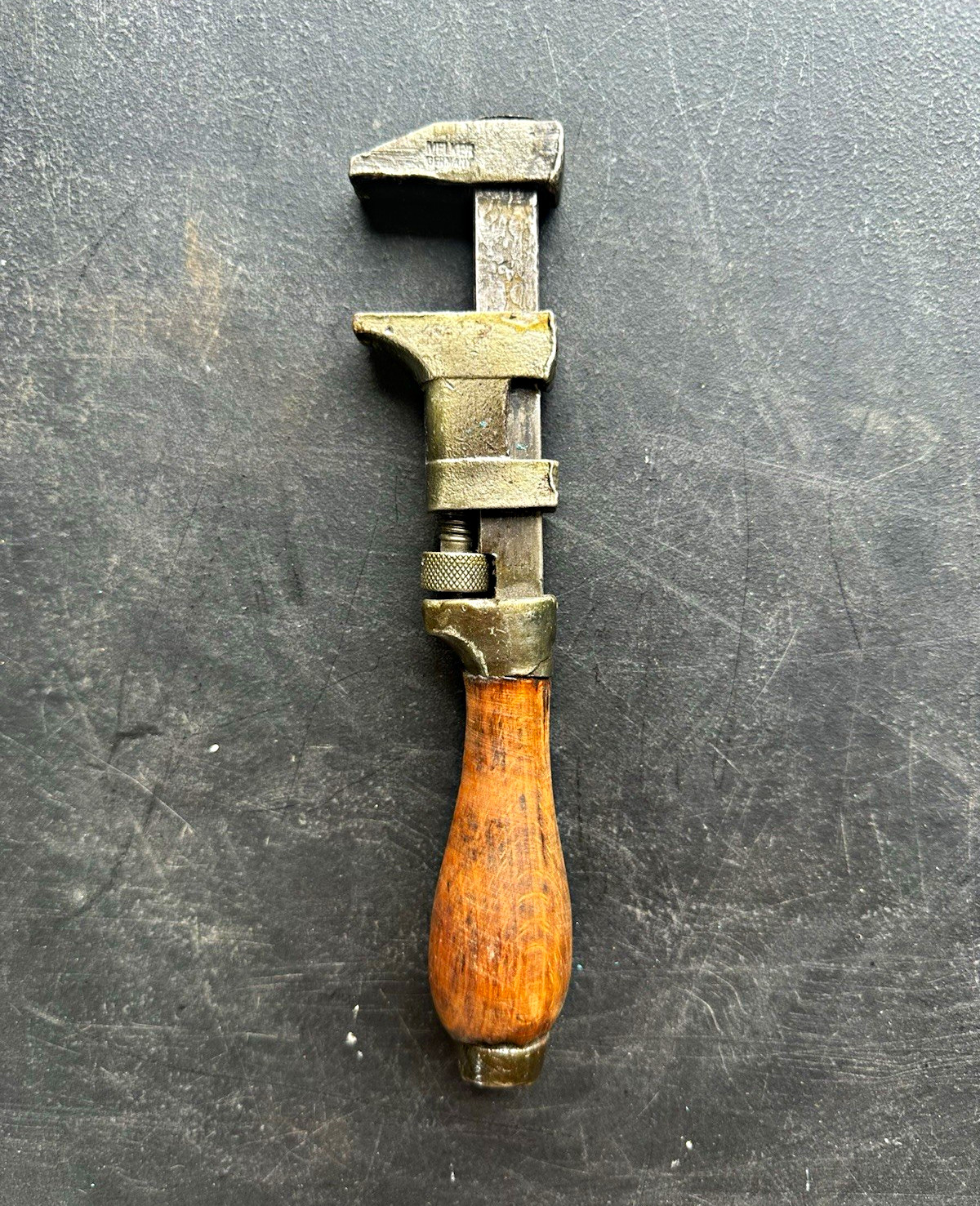 Antique MELKER 8\