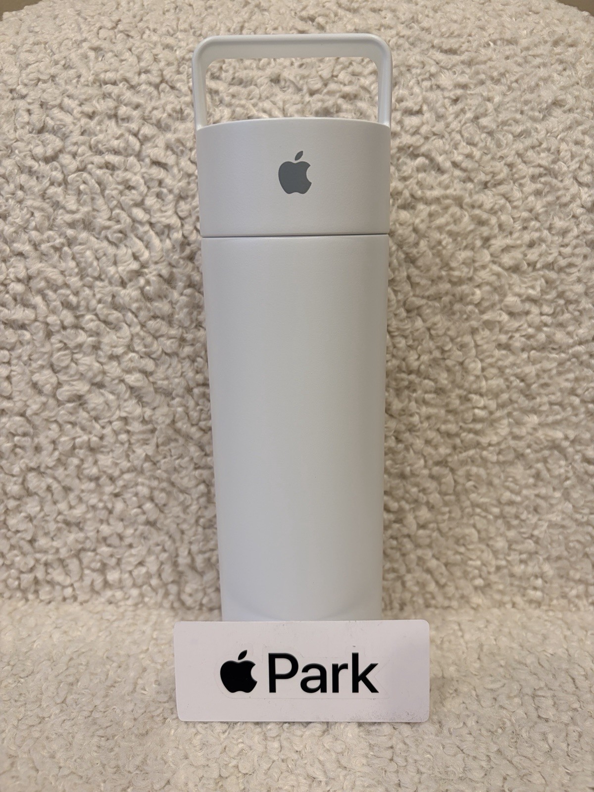 Apple Park Exclusive WWDC 2026 Water Bottle – Brand New (White) + Sticker