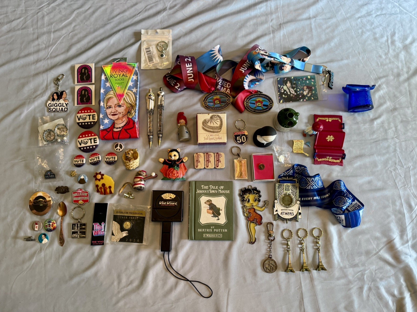 Vintage Junk Drawer Lot * Toys * Collectibles * Pins GREAT MIX Vintage Junk Drawer Lot * Toys * Collectibles * Pins GREAT MIX