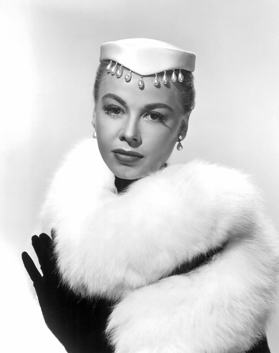 Actress Vera Ellen Classic Publicity Picture Poster Photo Print 24x36 Actress Vera Ellen Classic Publicity Picture Poster Photo Print 24x36