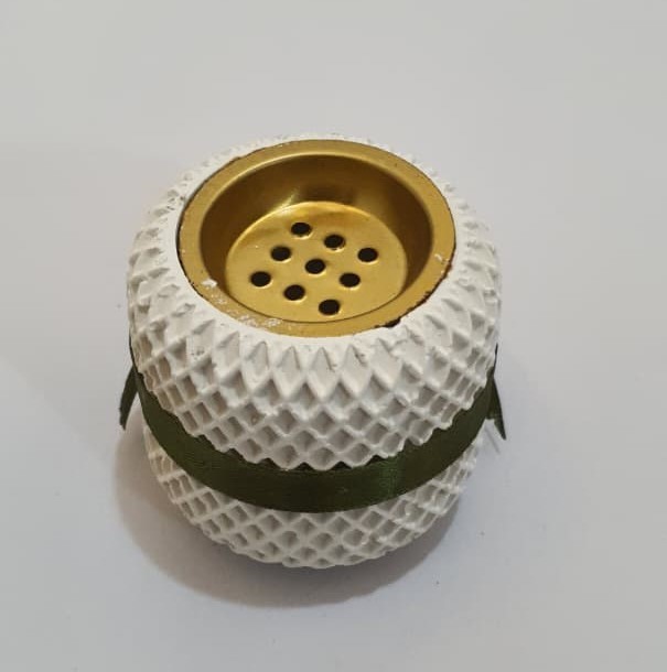 Elegant Handmade Bakhoor Incense Burner White Gypsum Gold-Tone Metal Bowl