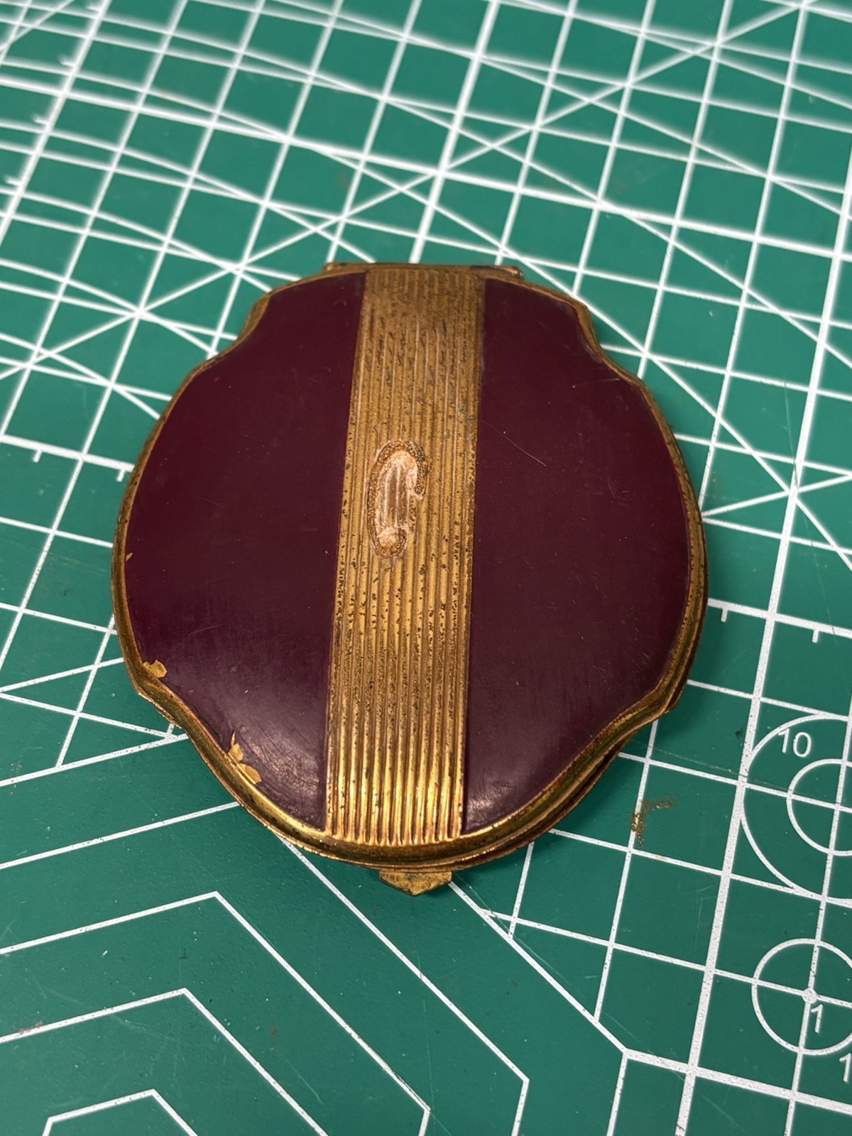 Vintage 1930's ELGIN AMERICAN Compact Powder Puff Case Mirror Makeup Snuff Box