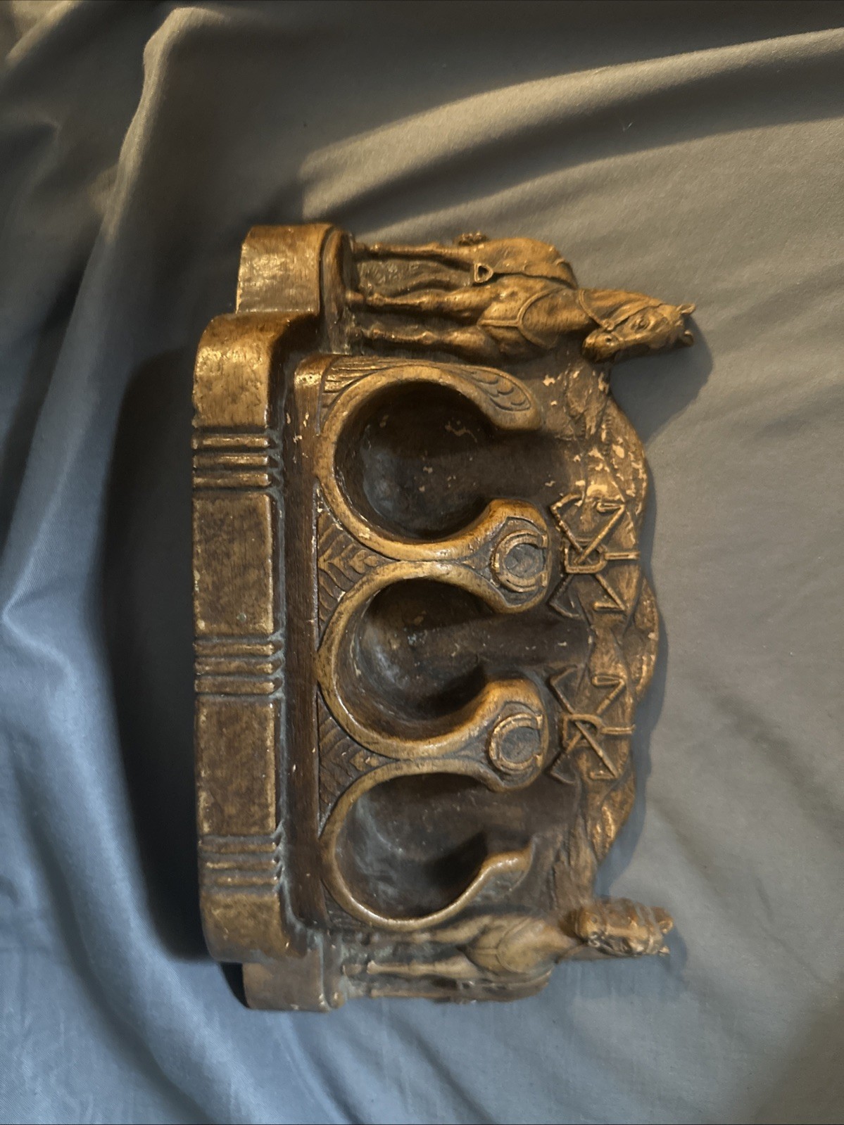 An Antique Western Theme Horse Three Smoking Pipe Holder