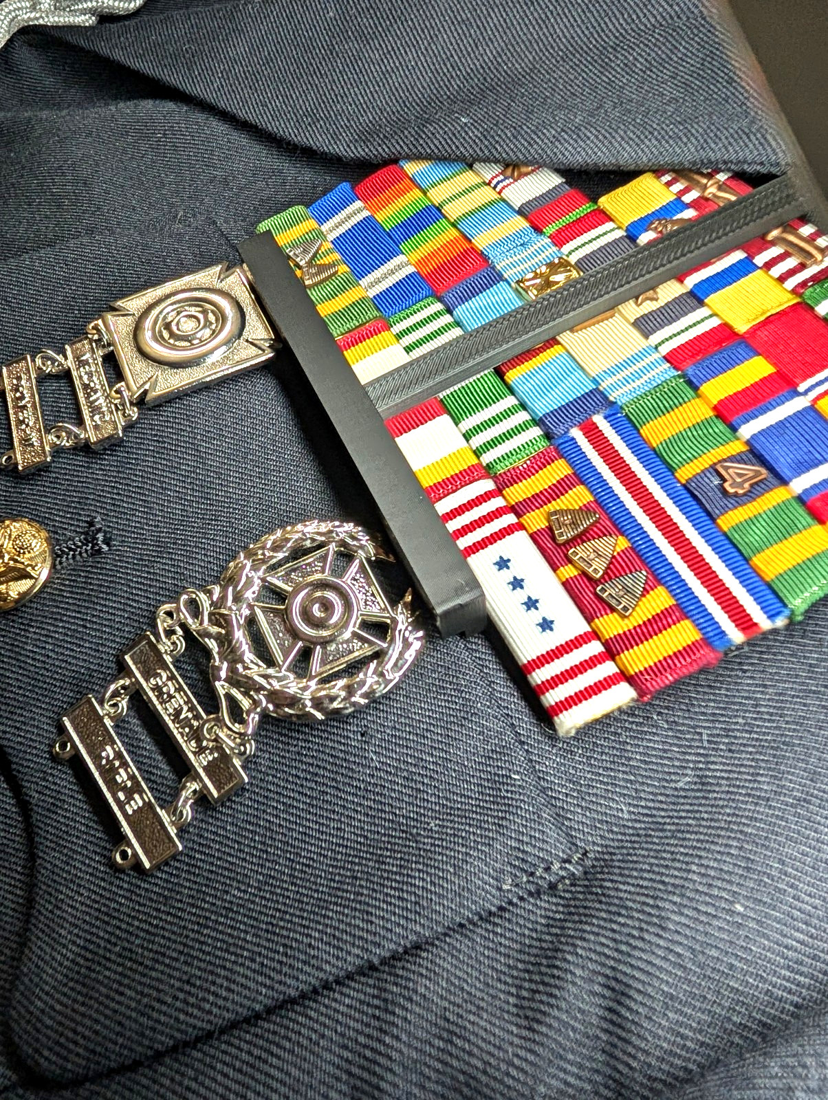 Squared Away Uniform Ribbon Rack & Badges Alignment Tool Kit w/ Case, Militaria Squared Away Uniform Ribbon Rack & Badges Alignment Tool Kit w/ Case, Militaria