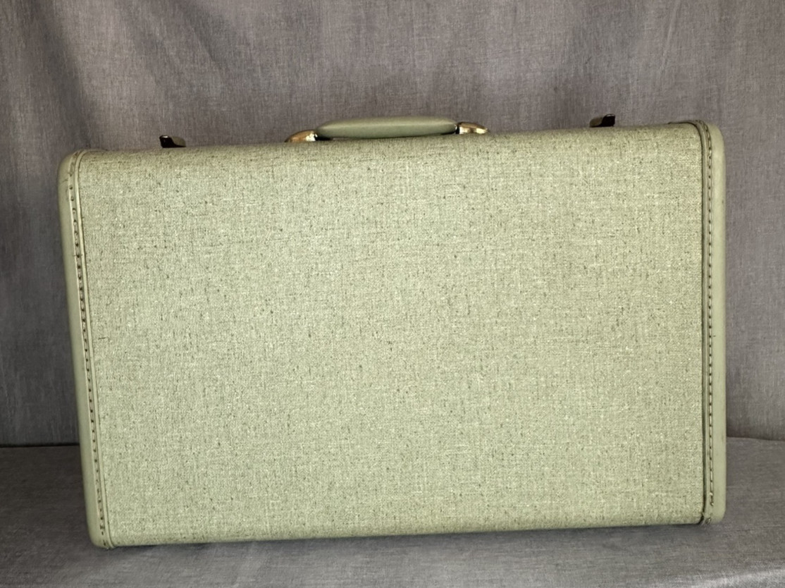 Vintage Samsonite Green Tweed Luggage Style 4021 No Key Vintage Samsonite Green Tweed Luggage Style 4021 No Key
