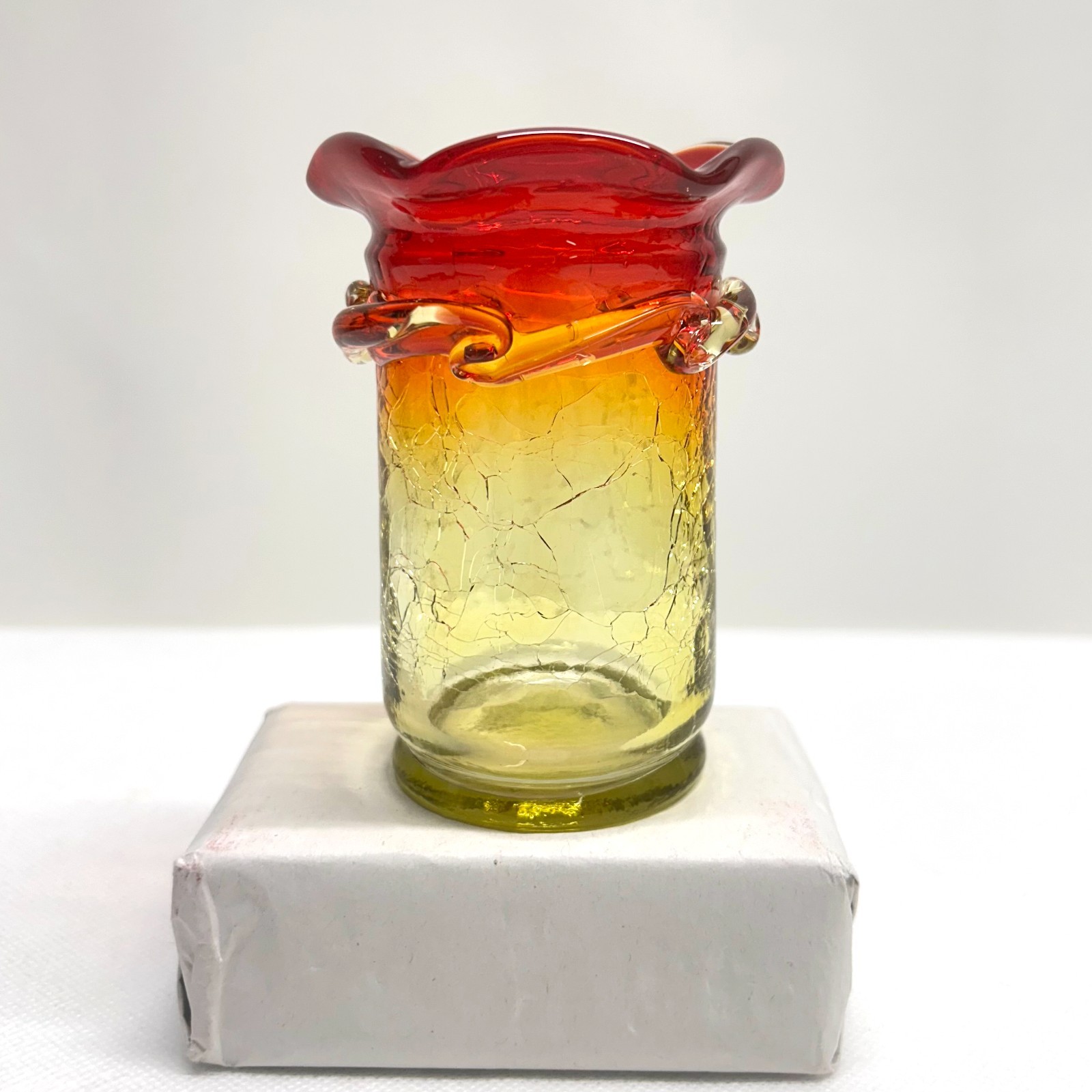 VTG Kanawha Amberina Red Yellow Art Glass Bud Vase Holder Ruffled Top Rigaree EC