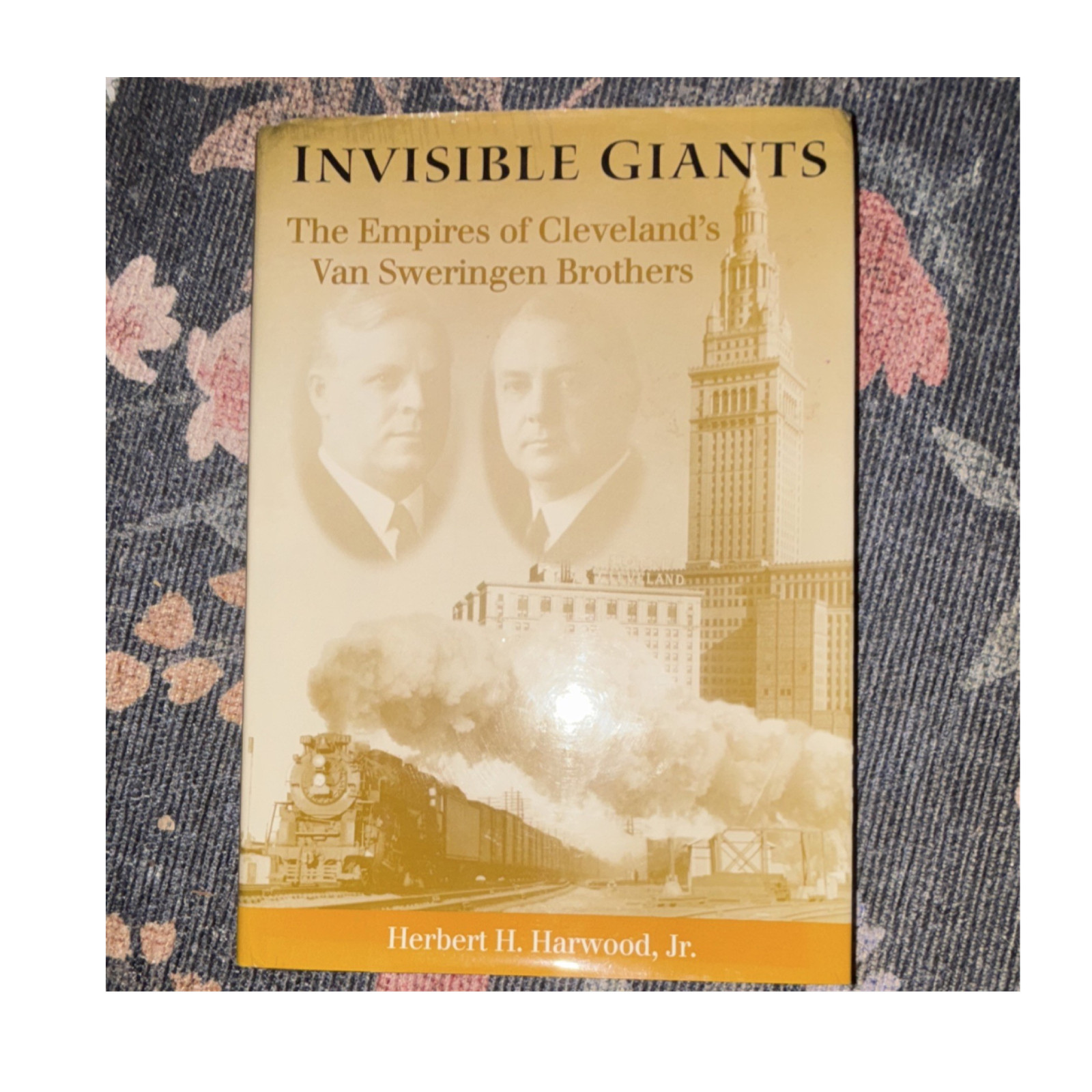 Invisible Giants by Herbert H. Harwood Jr., Indiana University Press, 2003