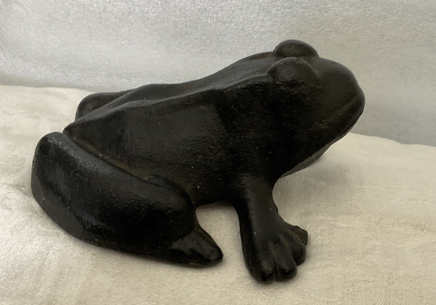 Antique Cast Iron Frog Doorstop Heavy Never Painted EUC 5.5 Inches Long 3”H.