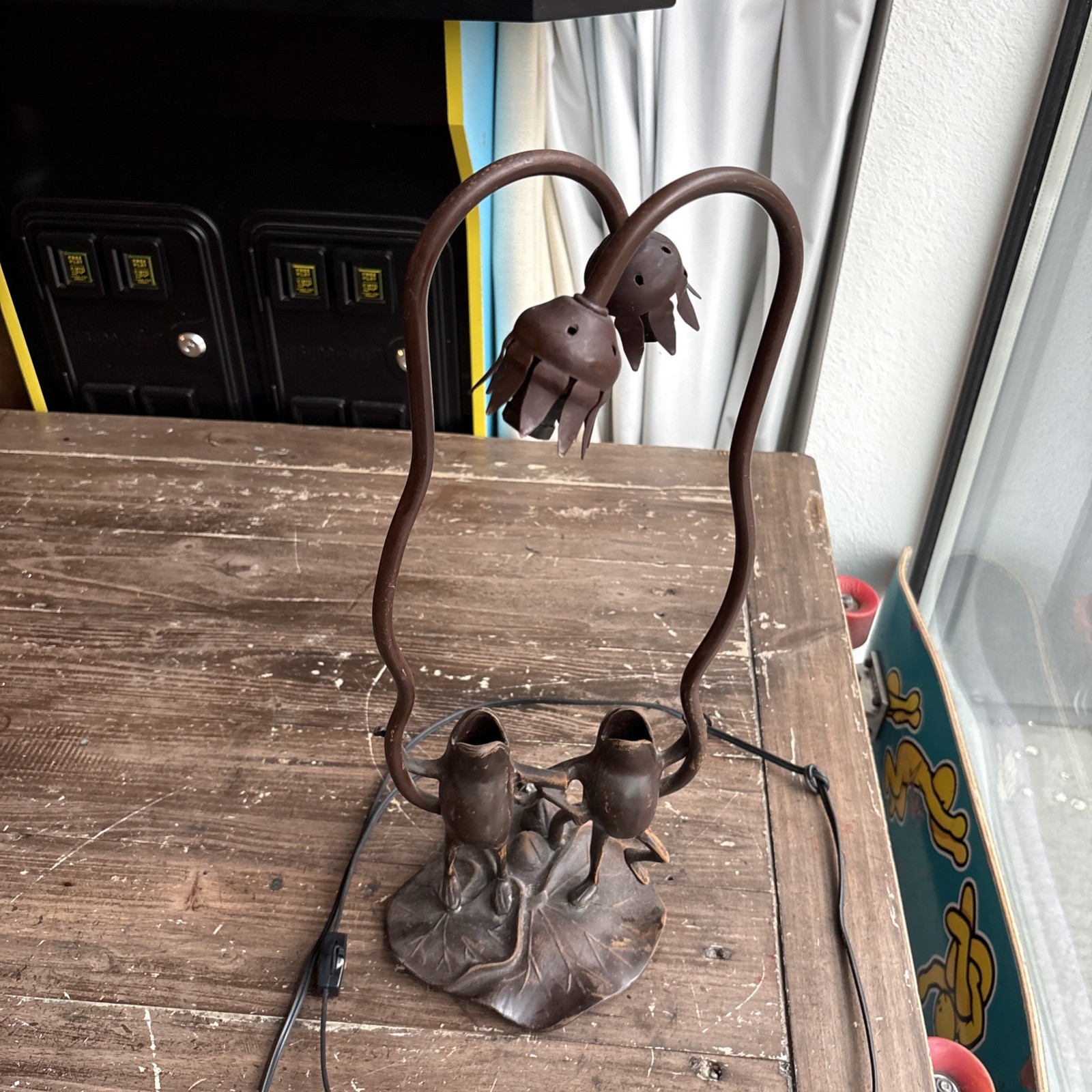 Vintage Dancing Frogs Bronze Cast Metal Table Lamp 19” Tall