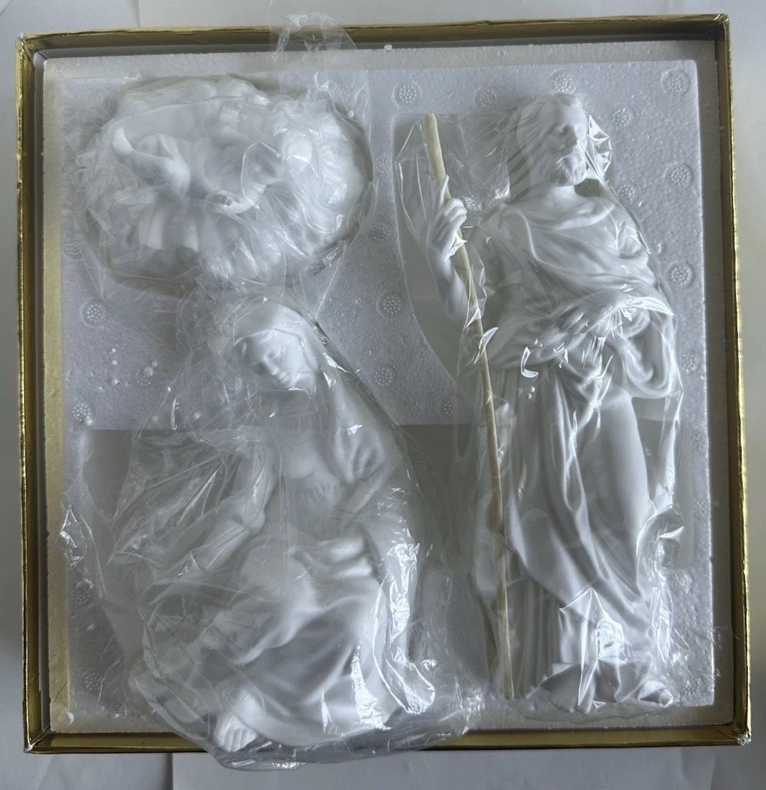 VTG LENOX Christmas Nativity The Holy Family White Porcelain Figure 3 Piece Set VTG LENOX Christmas Nativity The Holy Family White Porcelain Figure 3 Piece Set