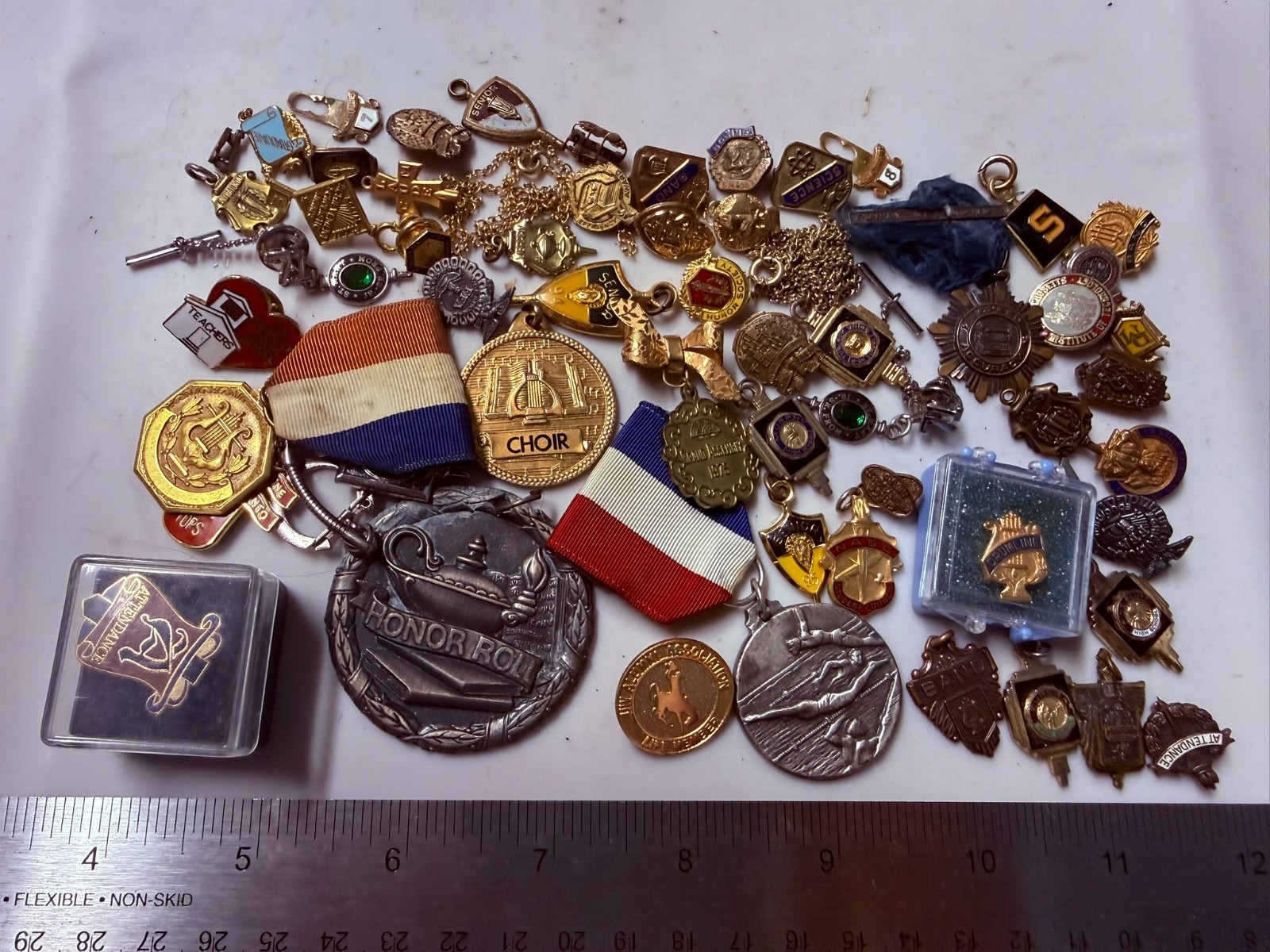 Collection Lot Great Variety Vintage and Modern School Fraternal Jewelry - H13 Collection Lot Great Variety Vintage and Modern School Fraternal Jewelry - H13
