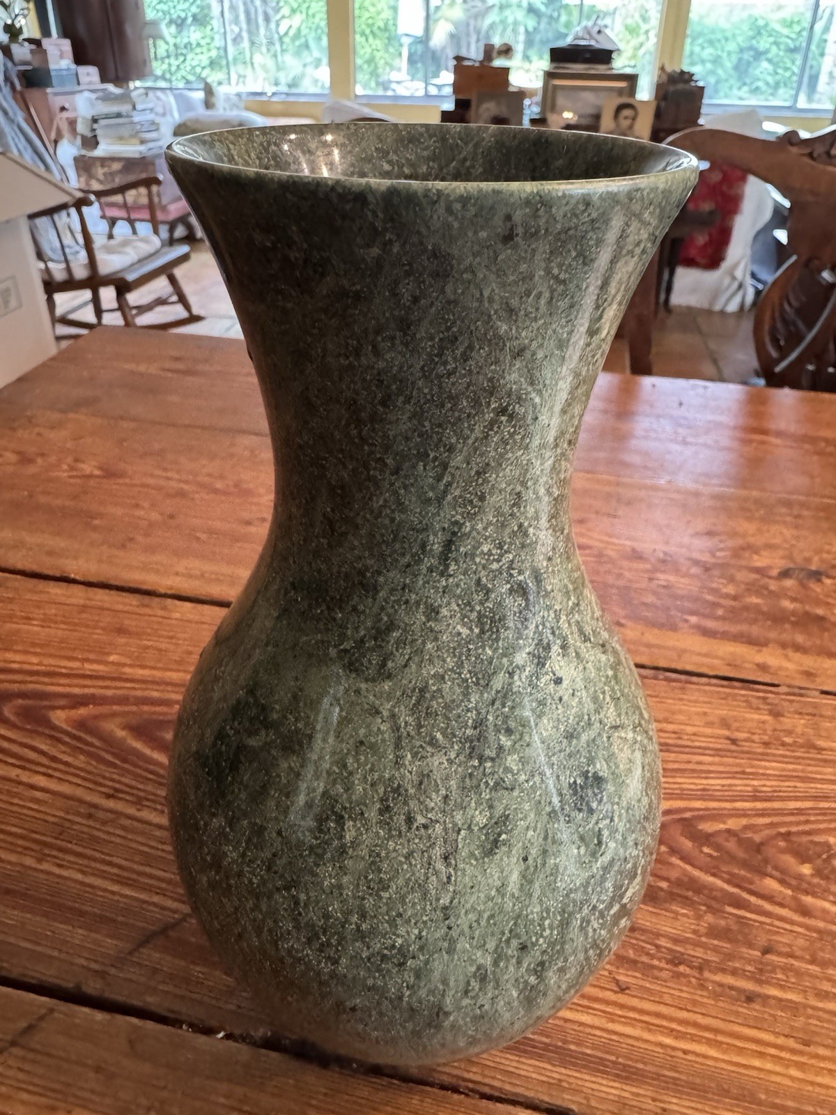 Vintage Rich Green Serpentine Stone Carved 10” Heavy Mid Century Modern MCM Vase