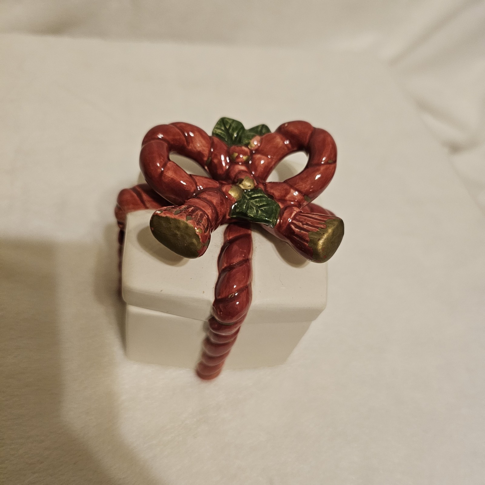 Vintage Fitz & Floyd Porcelain Lidded Ribbon & Bow Mini 3\ Vintage Fitz & Floyd Porcelain Lidded Ribbon & Bow Mini 3\