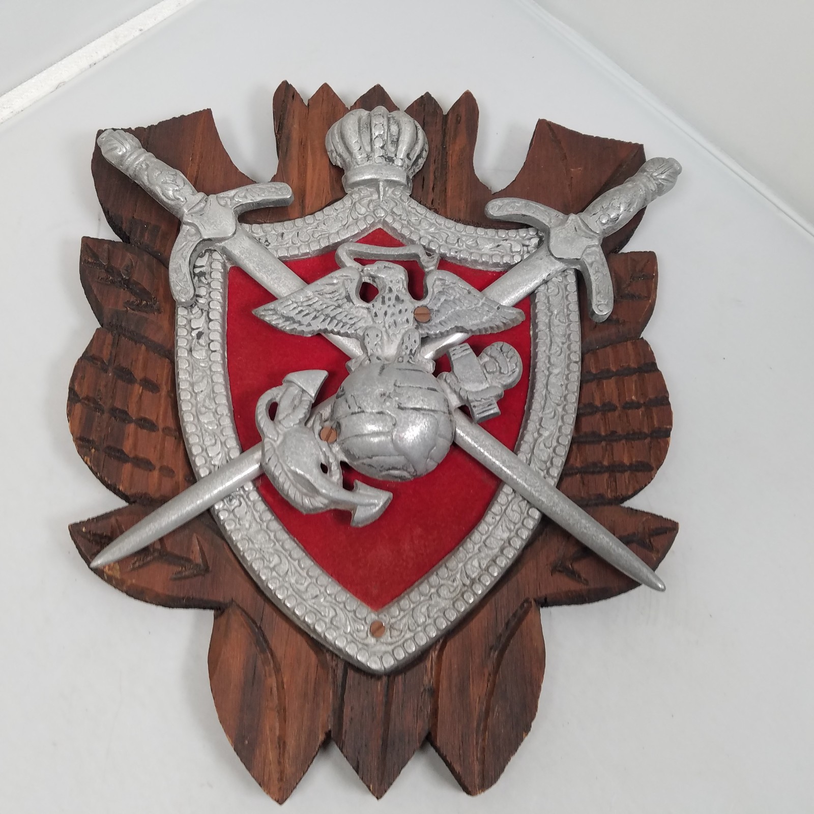 Vintage United States Marine Corps coat of arms wall plaque Vintage United States Marine Corps coat of arms wall plaque
