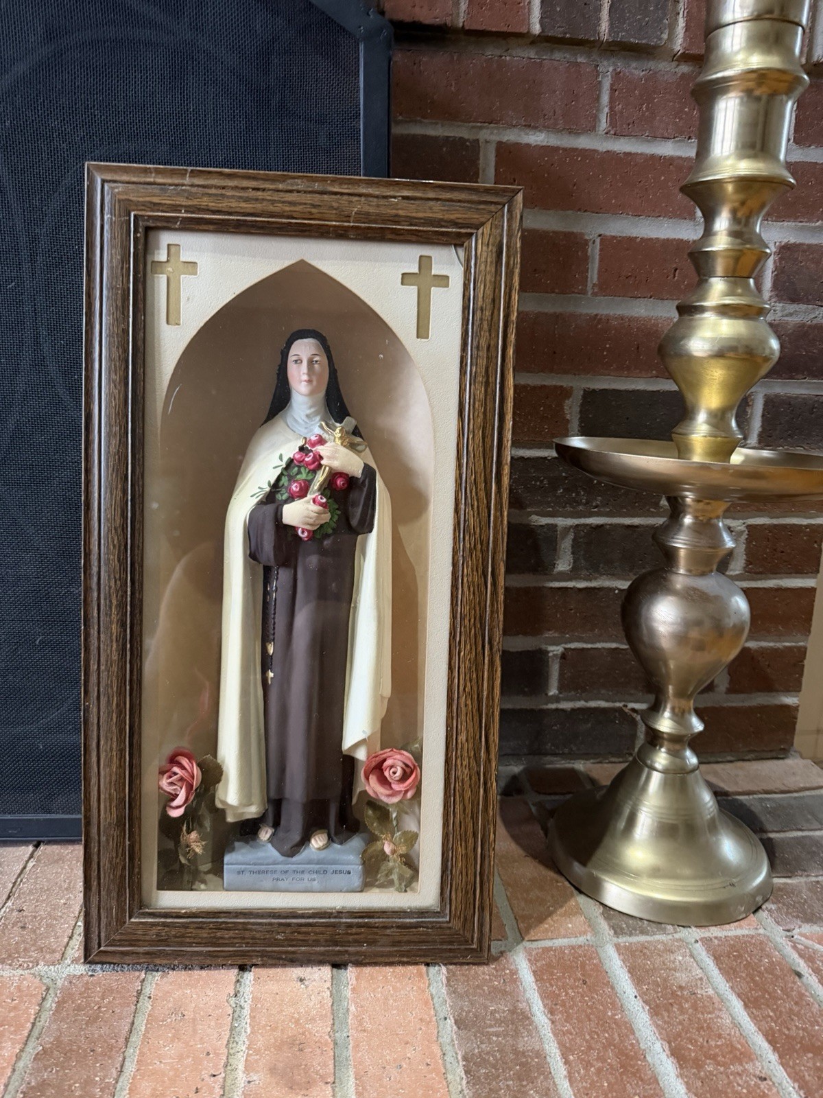 Vtg Saint Therese Of Lisieux Little Flower Catholic Statue Shadow Box Gothic Vtg Saint Therese Of Lisieux Little Flower Catholic Statue Shadow Box Gothic