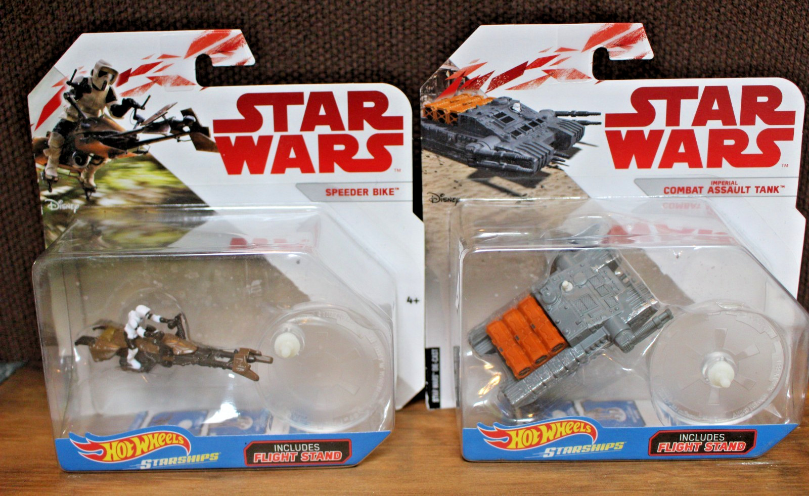 Hot Wheels Star Wars Speeder Bike VS Imperial Combat Assault Tank