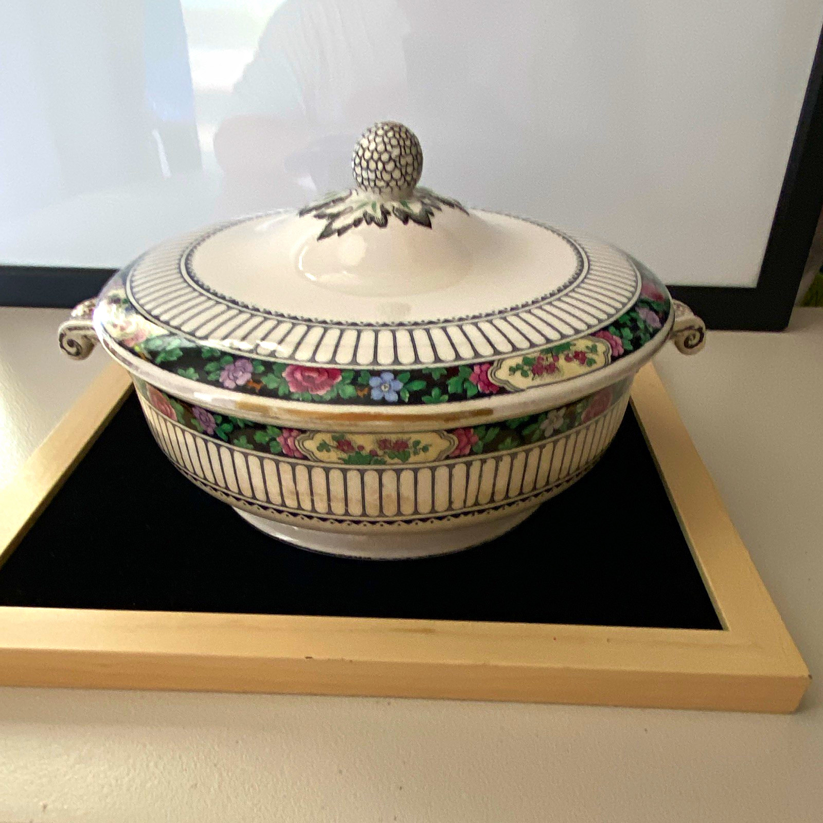 Vintage Booths Stratford Floral Ceramic Soup Tureen 5 points w/ Lid Handles, 9” Vintage Booths Stratford Floral Ceramic Soup Tureen 5 points w/ Lid Handles, 9”