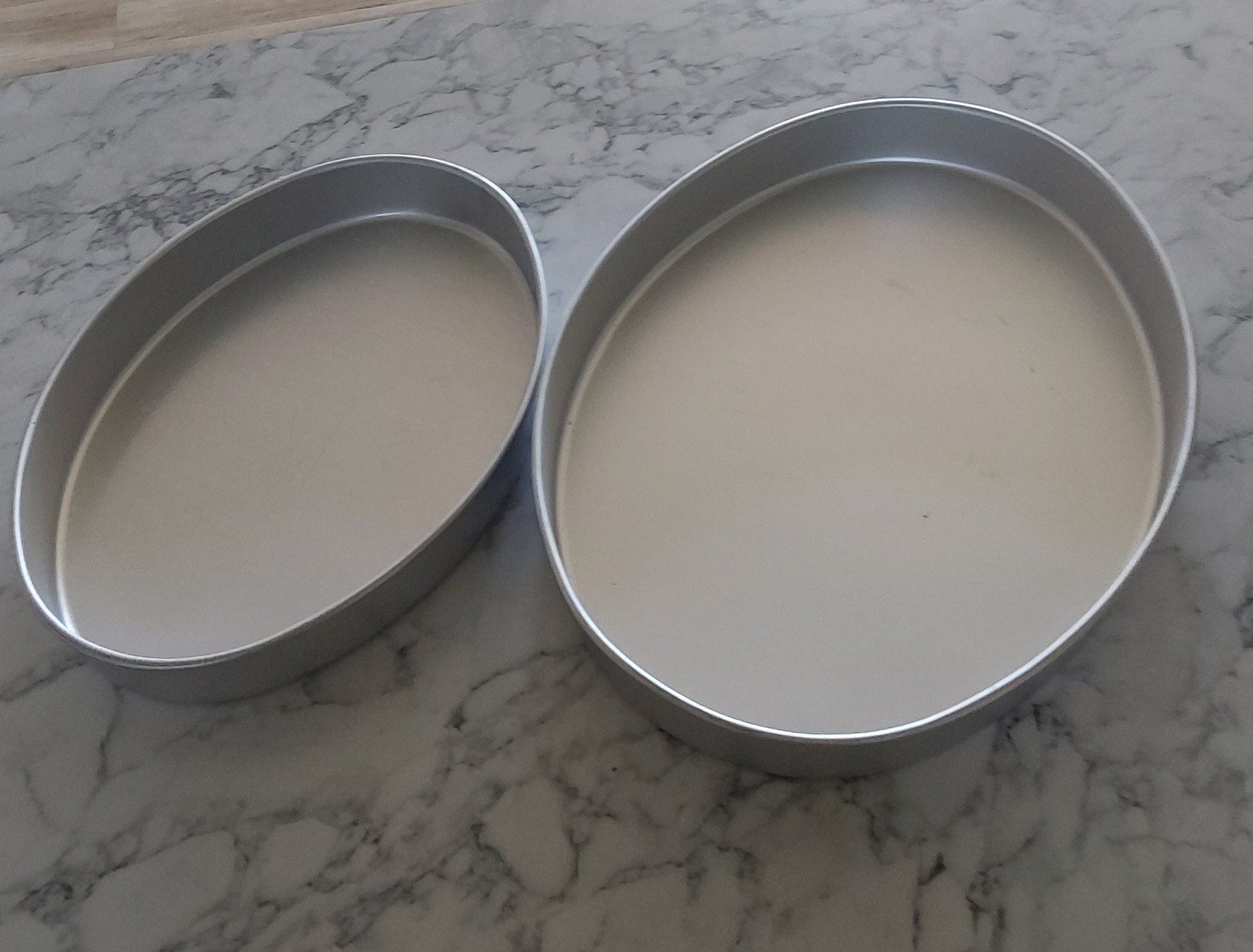 Set Of 2 Vintage Wilton Oval Shape Alumimum Cake Pan