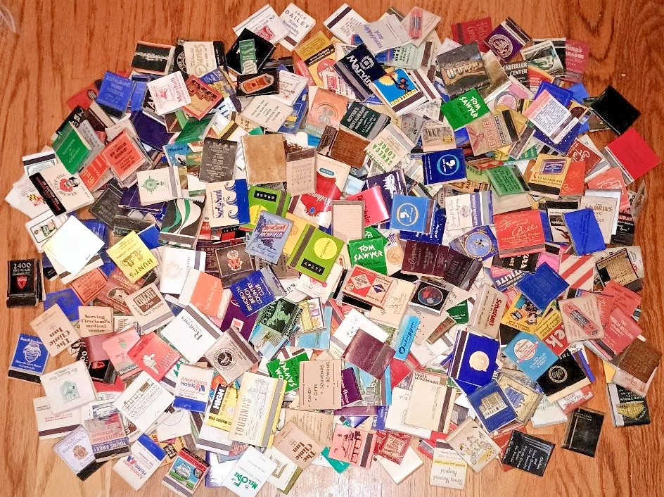 Huge Bulk Lot of 480+ Mixed Estate Vintage Retro Advertising Collector Matchbook
