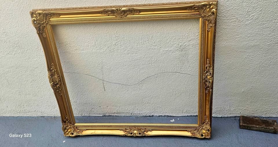 Vintage Large Ornate Gold Picture Frame fits  32 x 26\