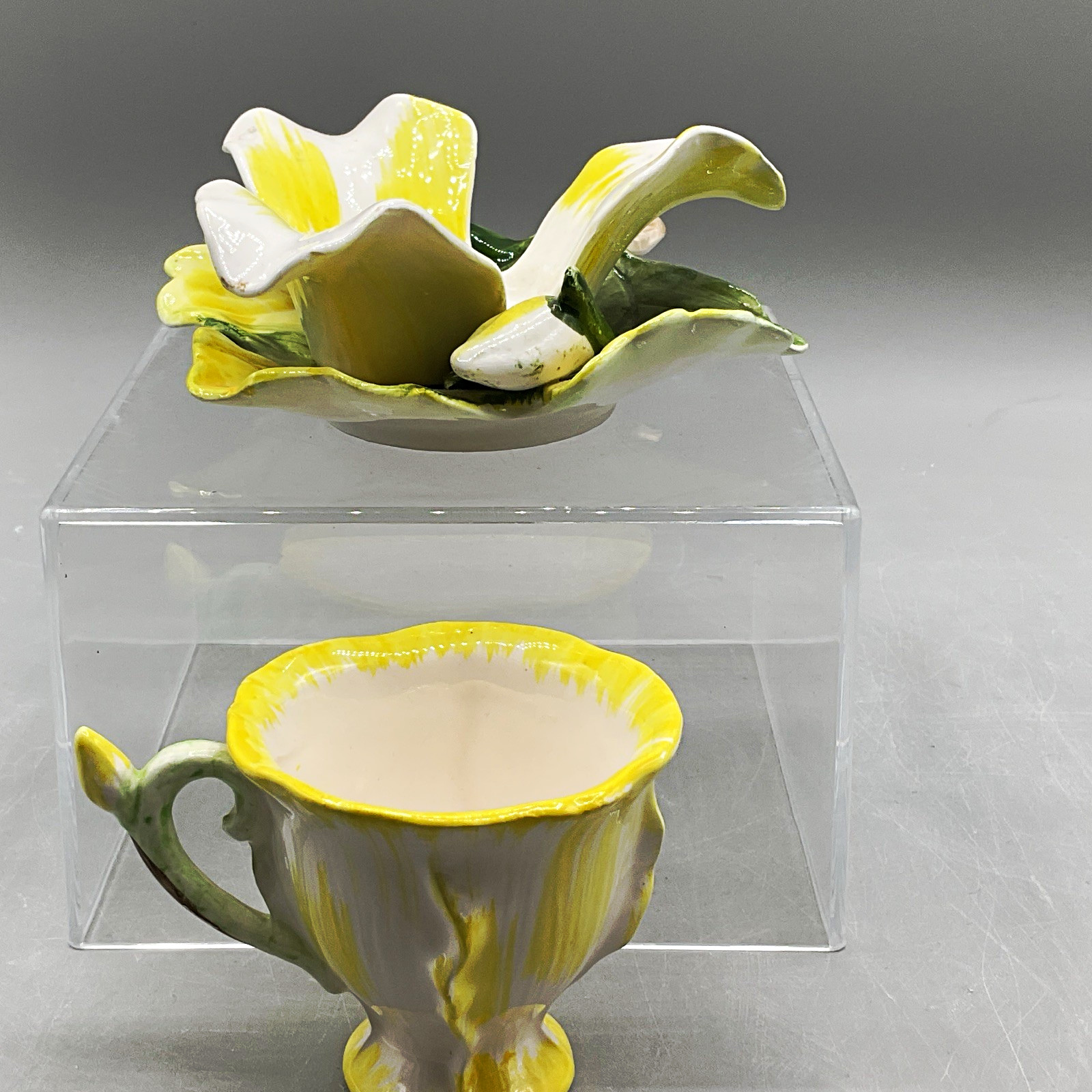 Vtg. 1950’s CM Inc. Chadwick Porcelain Yellow Flower Teacup & Saucer Set 1737N J Vtg. 1950’s CM Inc. Chadwick Porcelain Yellow Flower Teacup & Saucer Set 1737N J