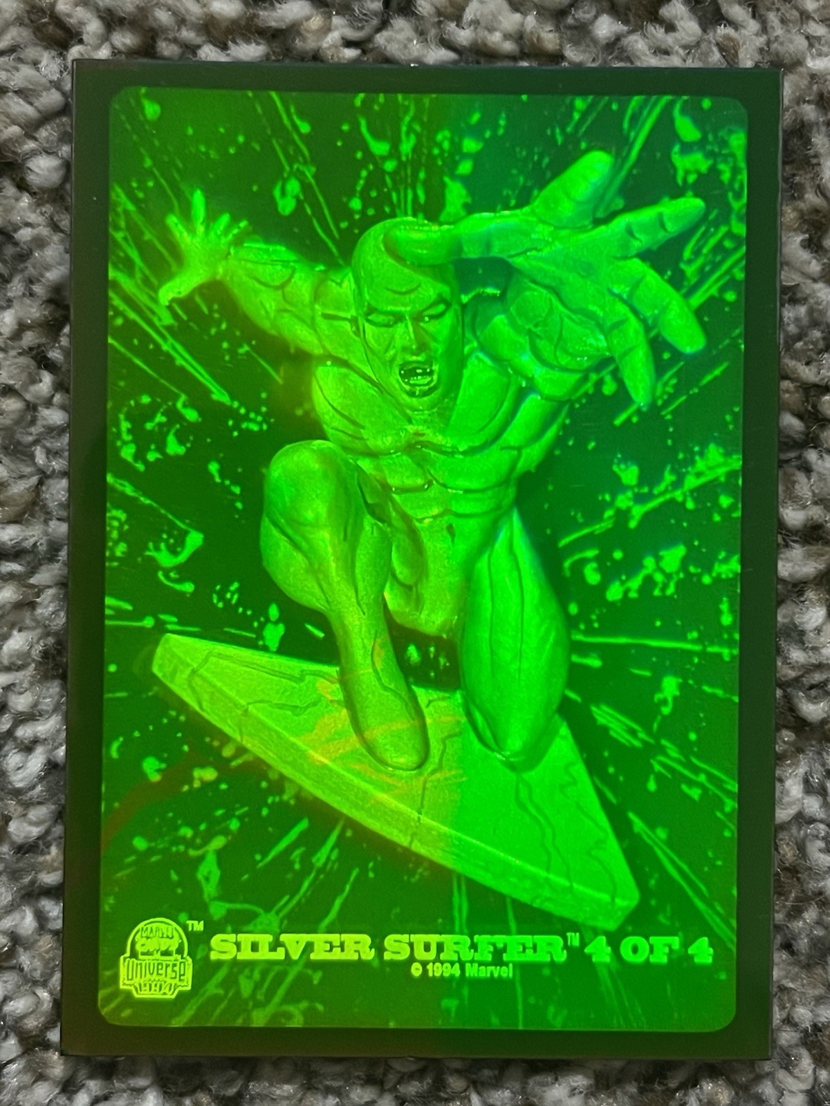 1994 Fleer Marvel Universe Silver Surfer 3D Hologram #4 PLEASE READ