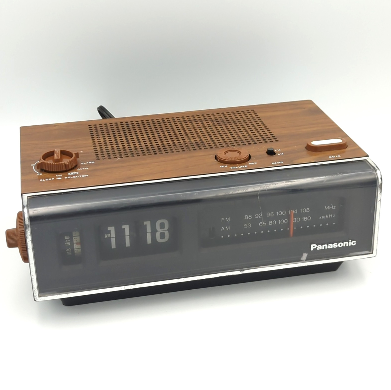 Vintage Panasonic RC-6040 Flip Clock Radio AM/FM Alarm Japan *Works - READ* Vintage Panasonic RC-6040 Flip Clock Radio AM/FM Alarm Japan *Works - READ*