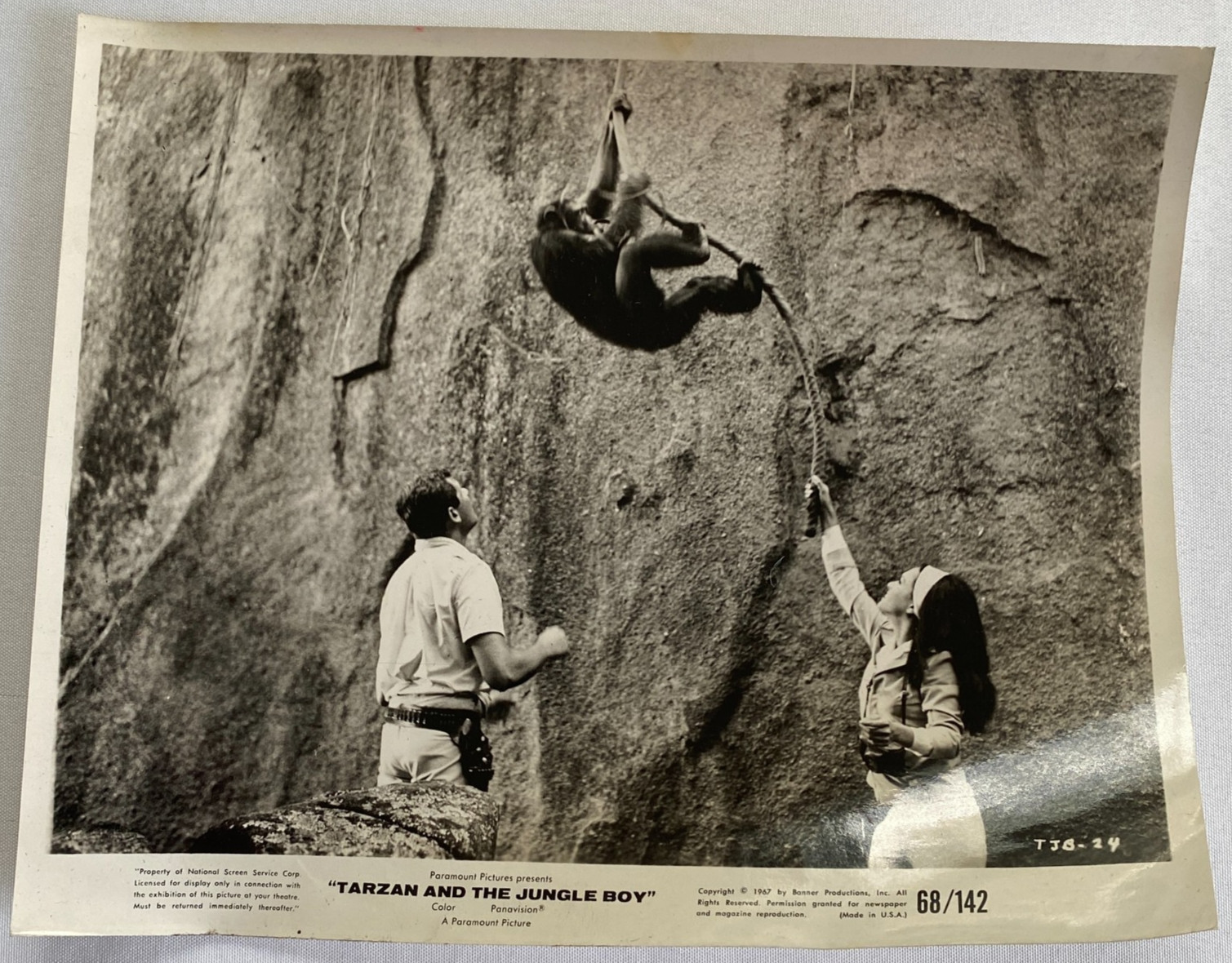 Vtg 1967 Press Photo Paramount Pictures Tarzan And The Jungle Boy 8x10 Vtg 1967 Press Photo Paramount Pictures Tarzan And The Jungle Boy 8x10