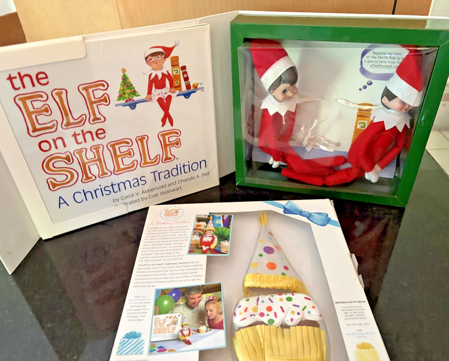 Elf on the Shelf Christmas Tradition Box Set + Extra Elf + NIP Birthday Accessor Elf on the Shelf Christmas Tradition Box Set + Extra Elf + NIP Birthday Accessor