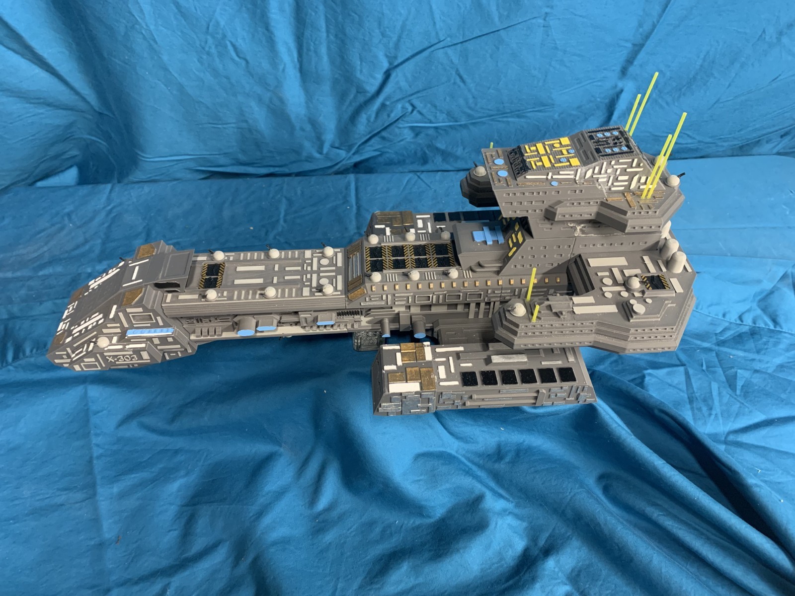 stargate sg-1 collectibles prometheus battle cruiser stargate sg-1 collectibles prometheus battle cruiser