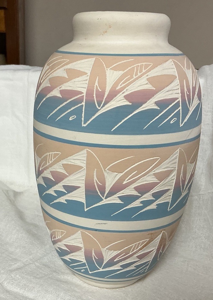 10” Tall Navajo Pink And Blue Etched Vase 10” Tall Navajo Pink And Blue Etched Vase