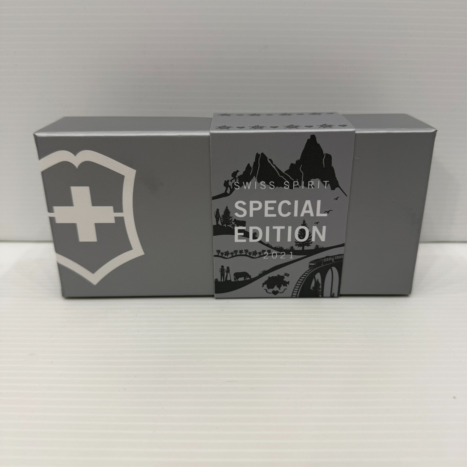 Victorinox 2021 Climber Wood Swiss Spirit Special Edition NEW IN BOX Victorinox 2021 Climber Wood Swiss Spirit Special Edition NEW IN BOX