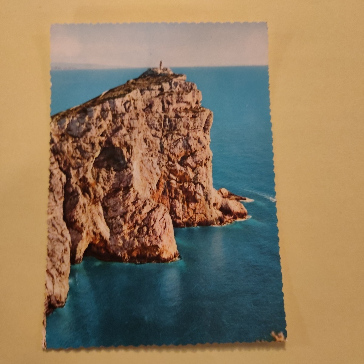 SARDINIA - ALGHERO - SPUR OF CHIEF HUNTING COLOR POSTCARD UNTRAVELED