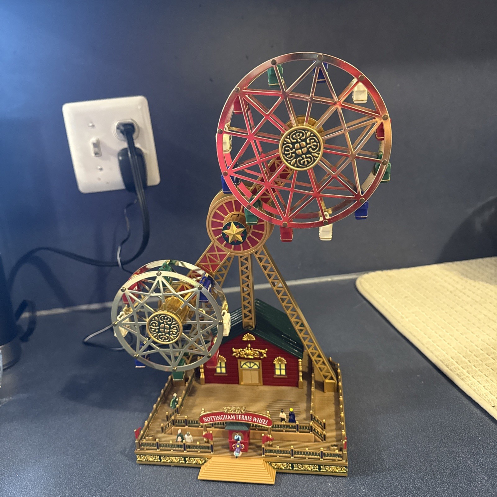 Vintage Mr Christmas Double Ferris Wheel Animated Carnival Ride Music Village Vintage Mr Christmas Double Ferris Wheel Animated Carnival Ride Music Village