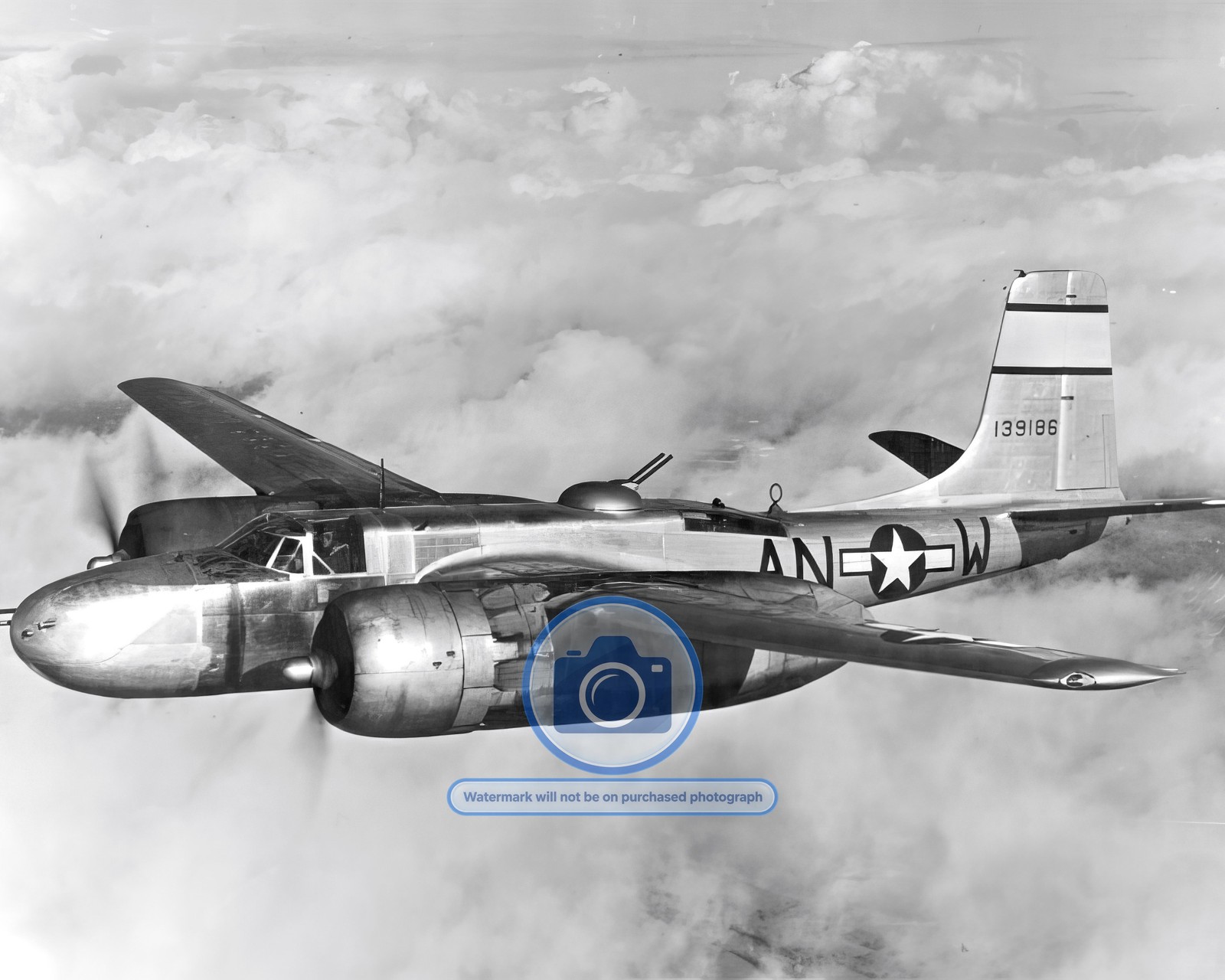 DOUGLAS A-26B INVADER TWIN ENGINE LIGHT BOMBER WW2 8X10 B&W PHOTO