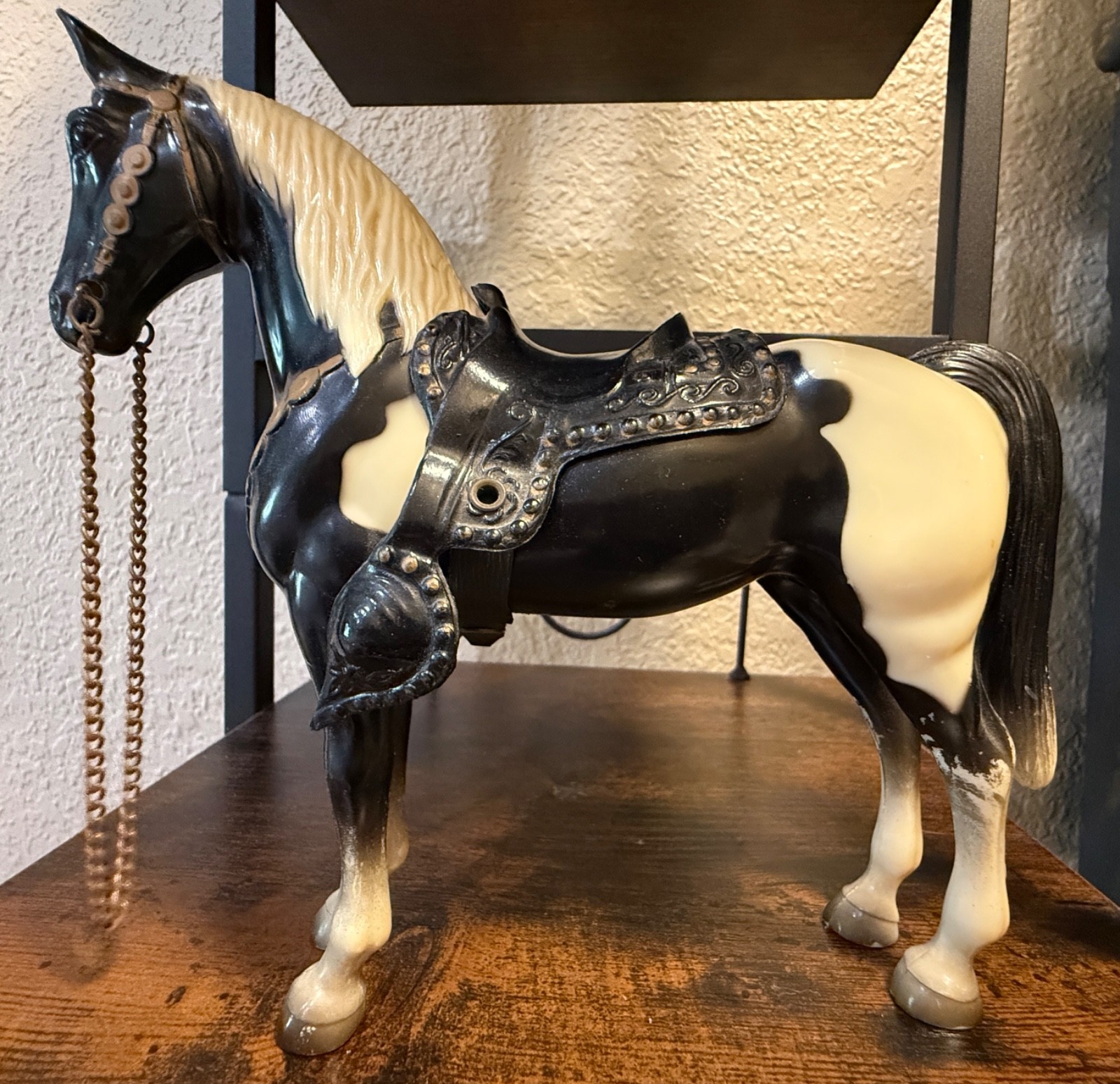 Vintage 1950s Breyer ? Horse Black & White Western Pinto w/ Saddle Chain Reins