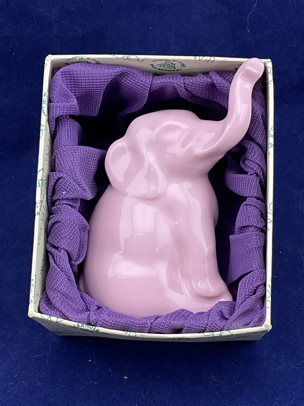 Pink porcelain elephant Leander Czech Republic