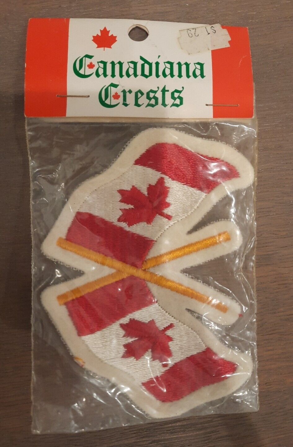 NEW Vintage Canadiana Crests Canadian Flags Patch Metropolitan Supplies Limited