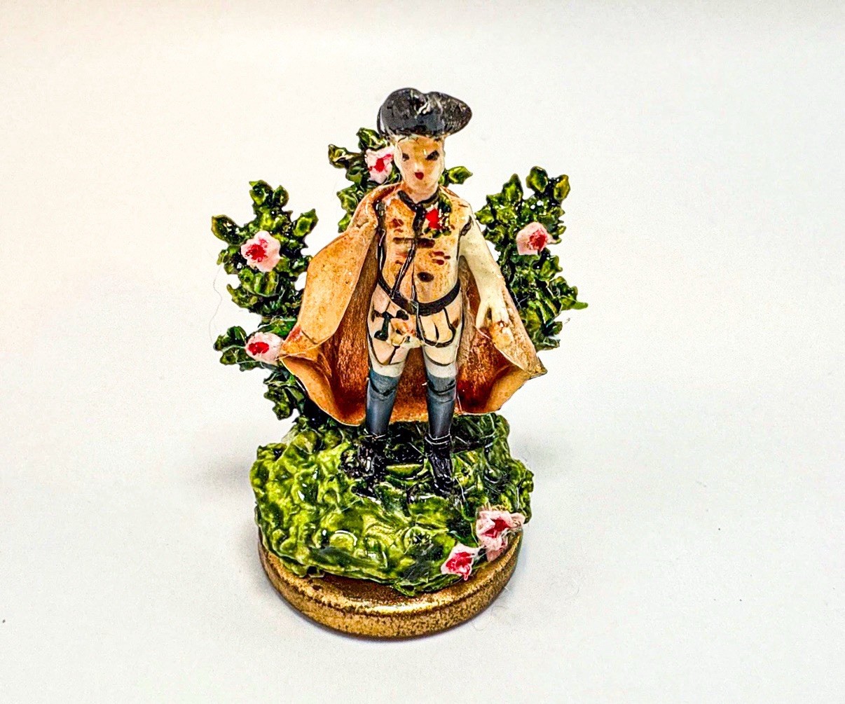 Kay Lewis Staffordshire Gentleman Miniature Shelf Decor For Dollhouse