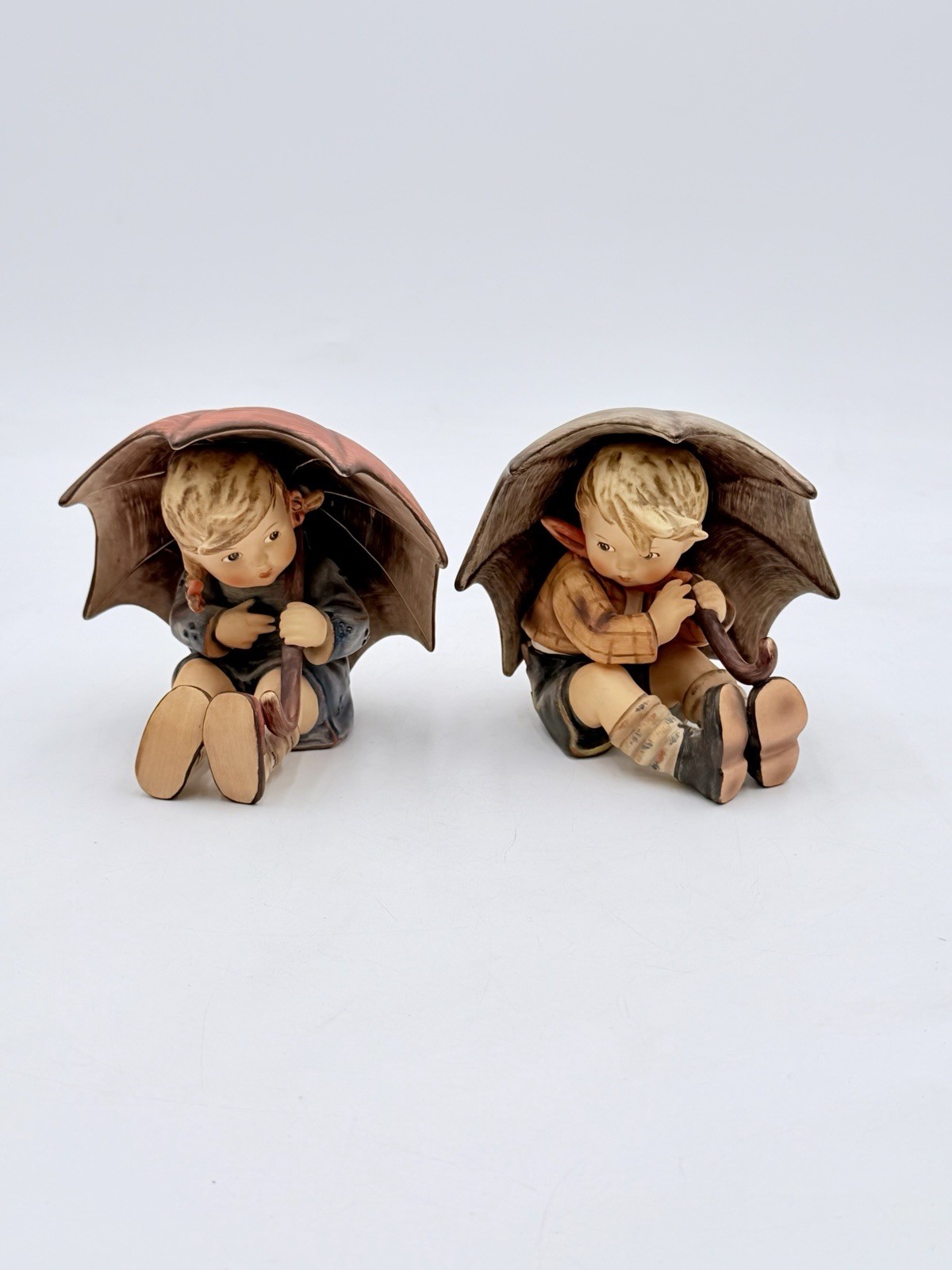 Goebel Hummel Umbrella Boy & Girl Figurines Large 152/A 152/B TMK-6 Vintage Set