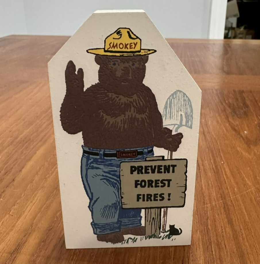 Vintage 1994 Cat's Meow Smokey Bear 50th Anniversary Wood Shelf Sitter Signed