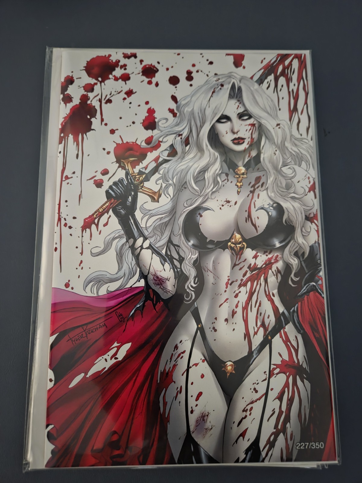 Lady Death: Malevolent Decimation #1 Kirkham Battle Damage Variant LTD 227 /350