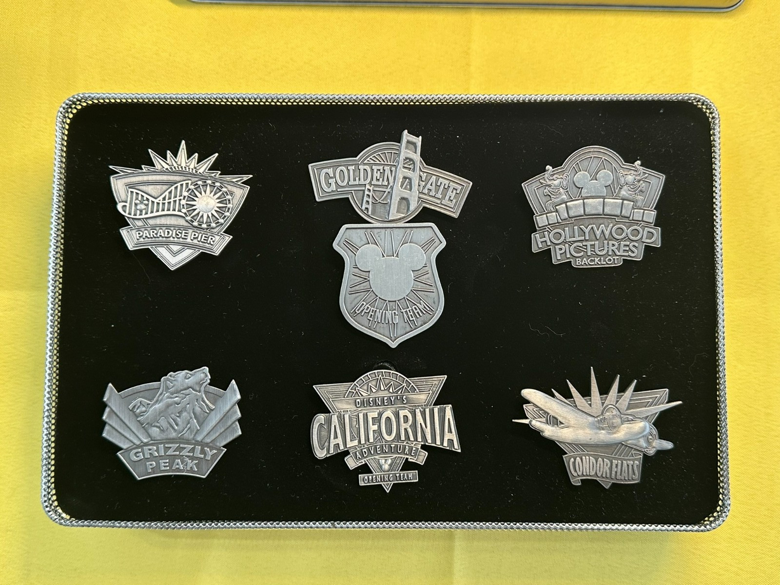Disney Pin 2001 Disney's California Adventure Opening Day 7 Pin Collection CE