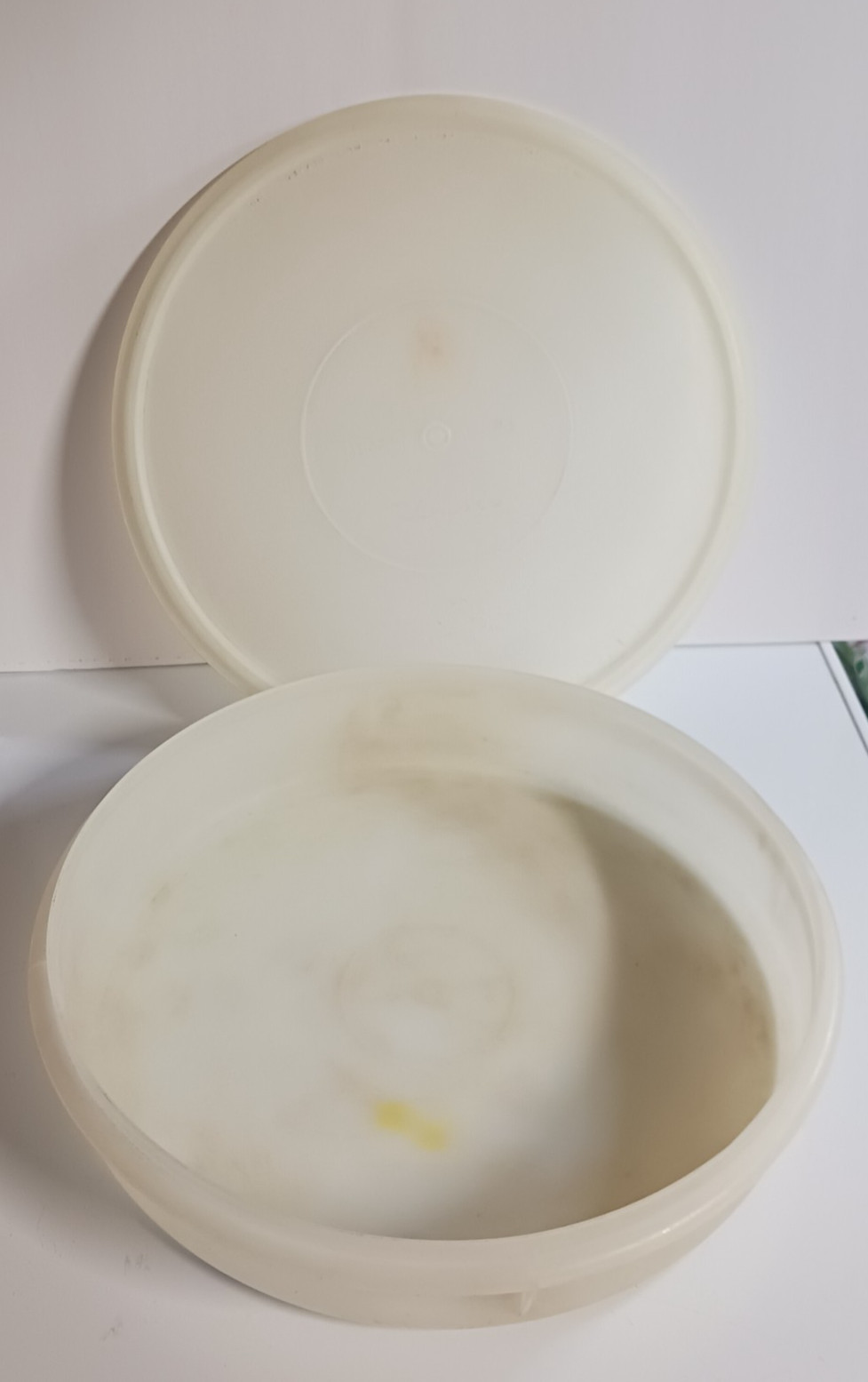 Vintage 1954 242-1 & 224-1 Tupperware \