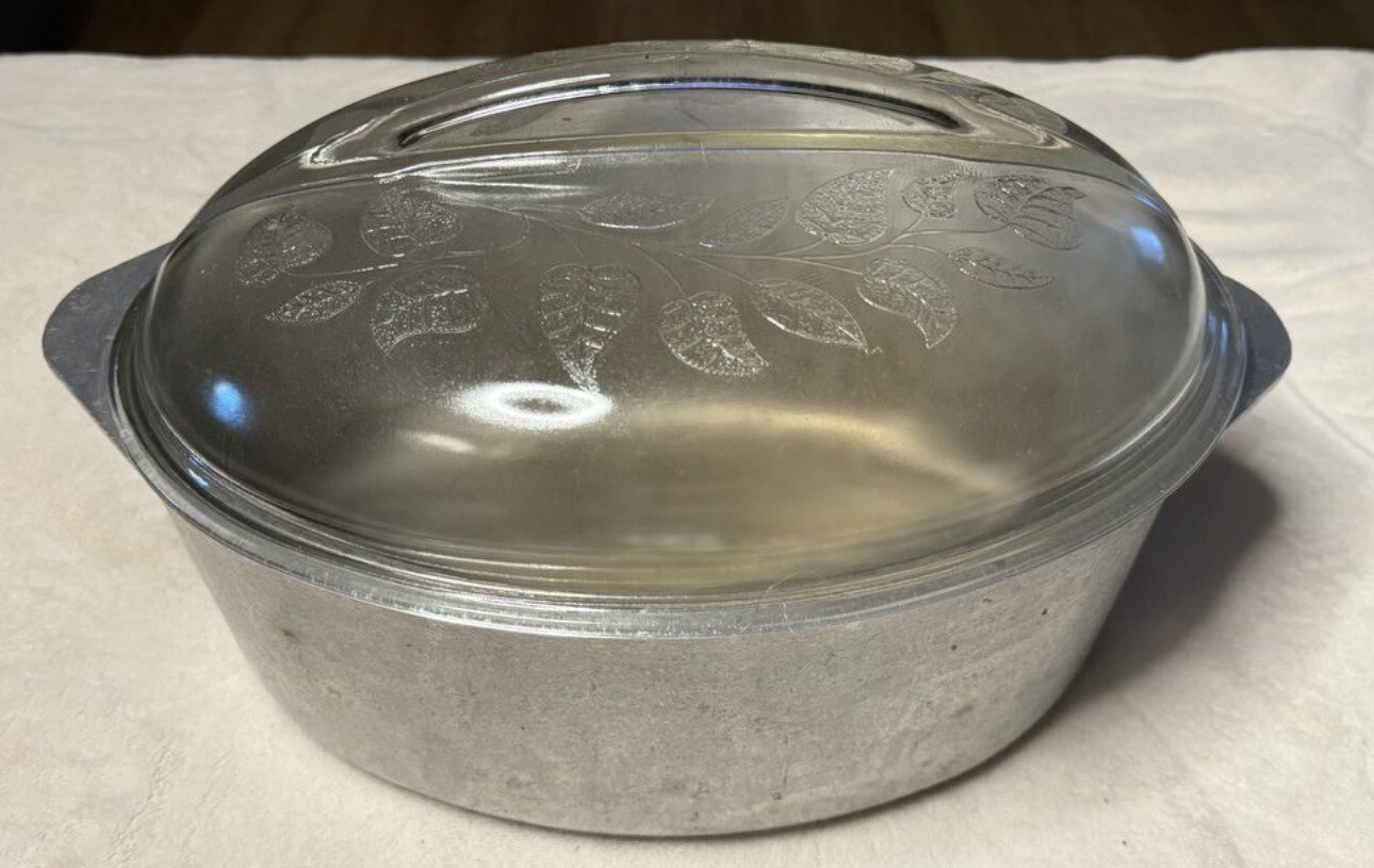 Vintage Aluminum Roaster - Household Institute - Glass Lid-H121G with Ivy