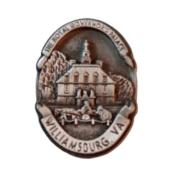 The Royal Governor's Palace Williamsburg Virginia Pewter Travel Souvenir Pin