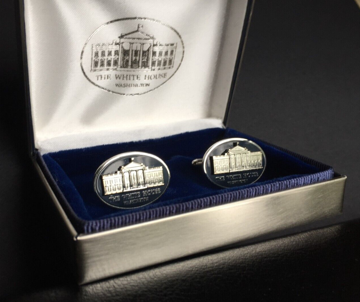 PRESIDENT GEORGE W BUSH -HEAD OF ADVANCE TEAM'S VIP CUFFLINKS- WHITE HOUSE-ISSUE