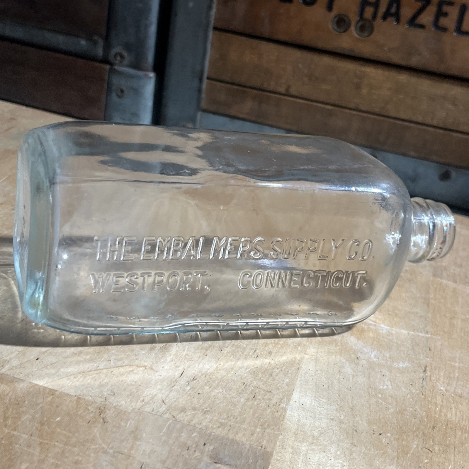 Antique The Embalming Supply Company Westport CT Clear Screw Cap --- Q5