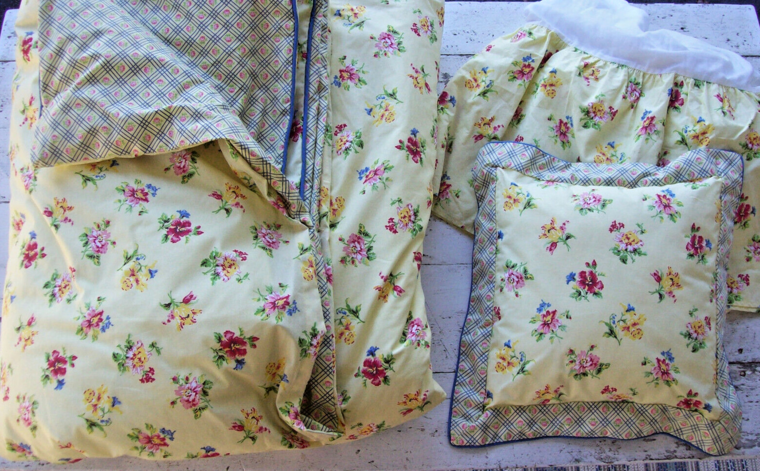 VTG Laura Ashley Carlisle Reversibe Twin Duvet W/Insert+Bedskirt+Throw Pillow VTG Laura Ashley Carlisle Reversibe Twin Duvet W/Insert+Bedskirt+Throw Pillow